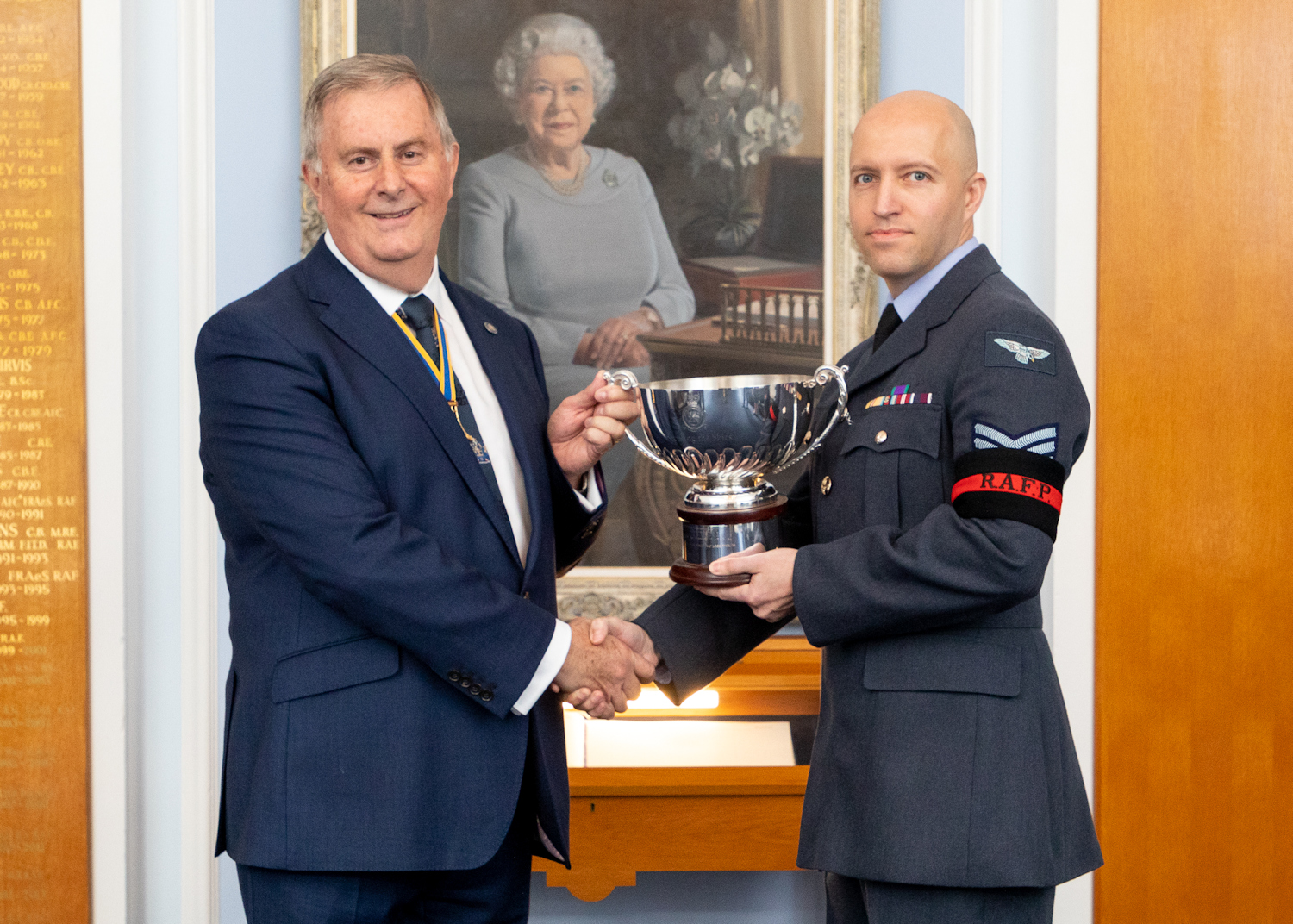 Past Master Michael Barley,WCoSP presenting the WCoSP Securing the Sky award to Sergeant Sibley