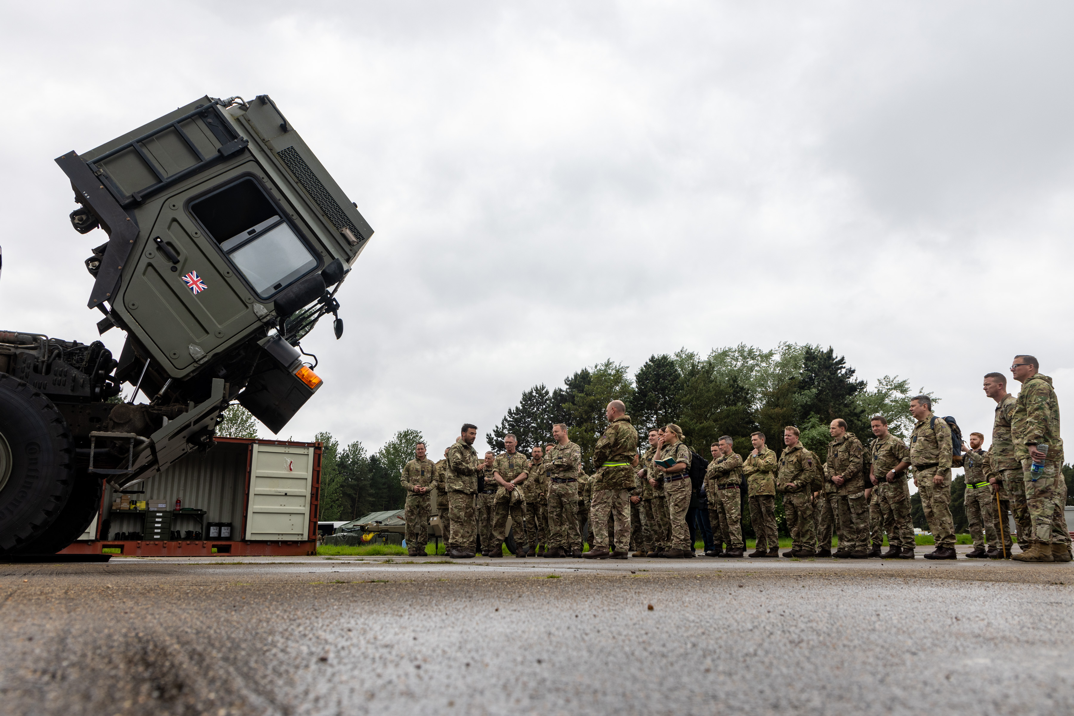 5001 Sqn Demonstrating their capability