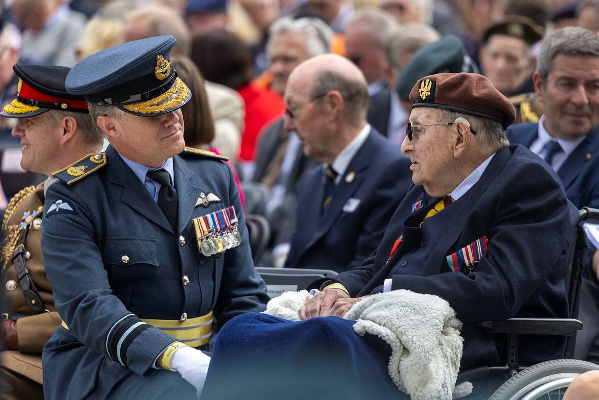 RAF Veterans and serving personnel at the National memorial Arboretum