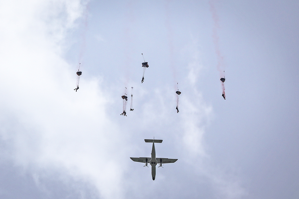 The RAF Falcons jump from their Dornier 228 aircraft into RAF Cosford Air Show