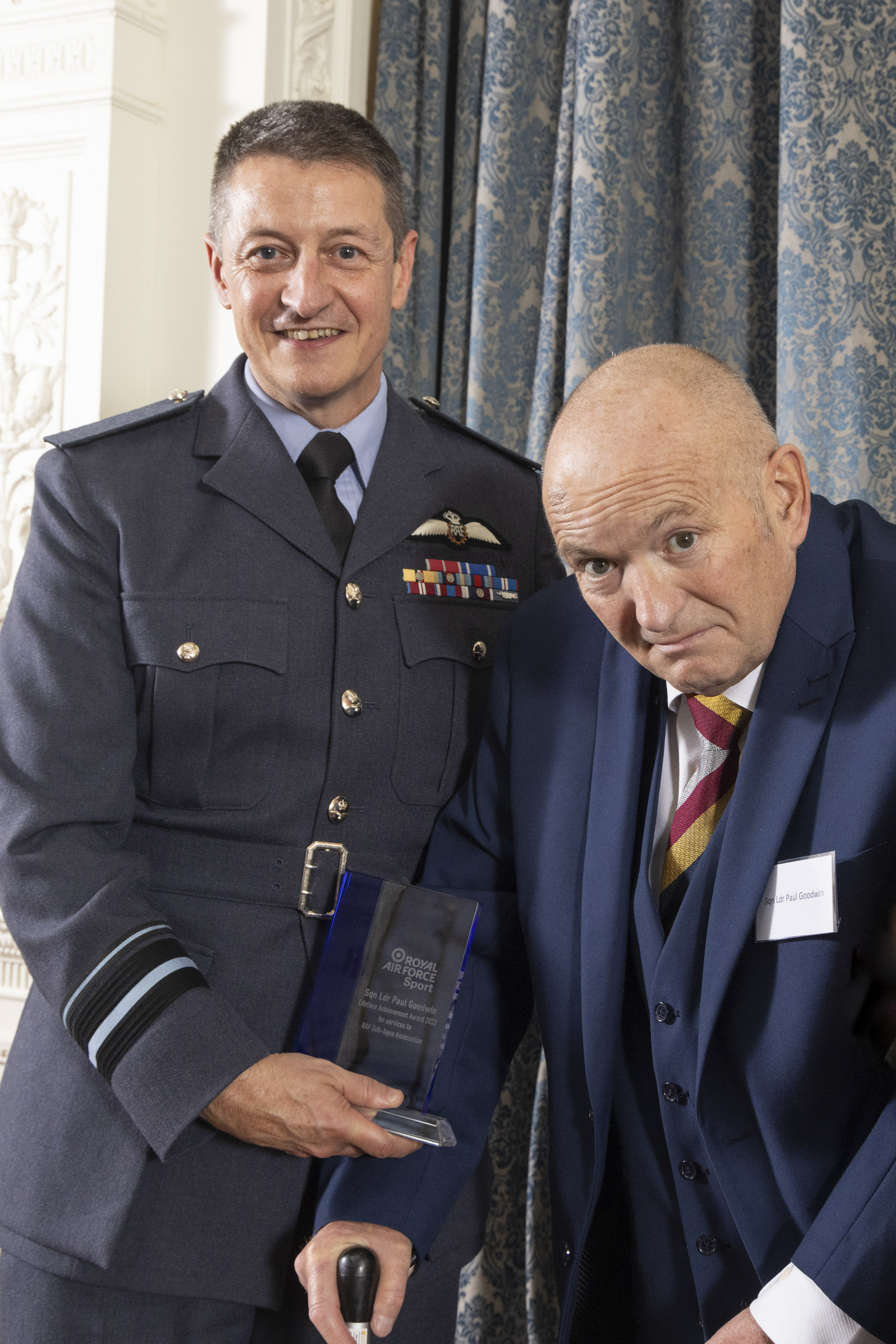 Squadron Leader Paul Goodwin receiving his award